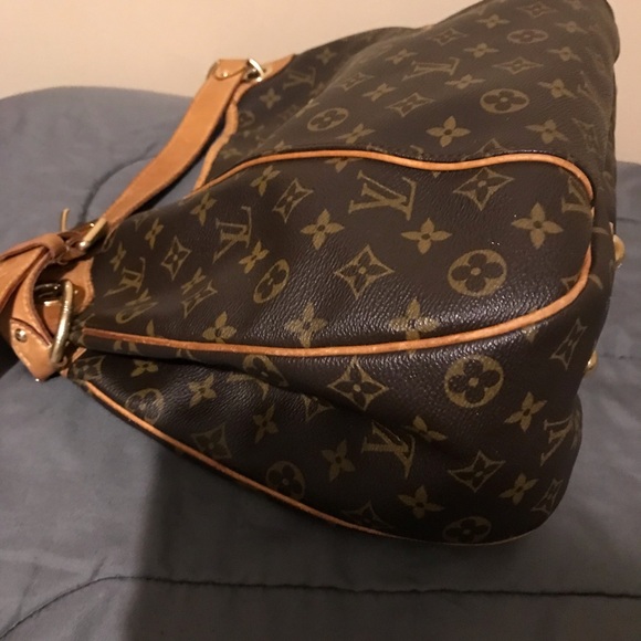 LOUIS VUITTON GALLIERA PM MONOGRAM - Picture 5 of 17